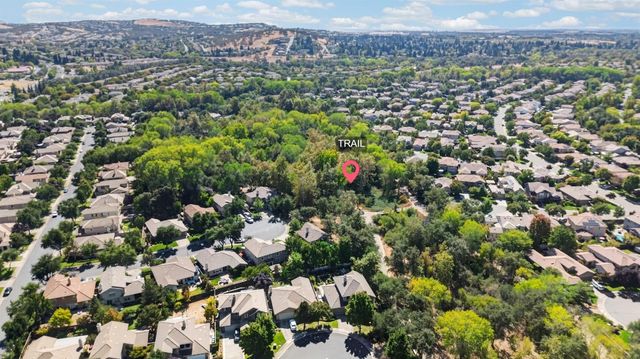 1680 Bayer Ct, Folsom, CA 95630