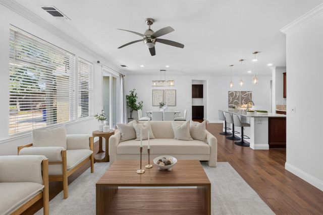 1680 Bayer Ct, Folsom, CA 95630