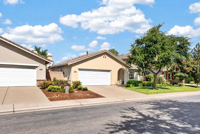 1680 Bayer Ct, Folsom, CA 95630