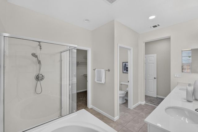 1680 Bayer Ct, Folsom, CA 95630