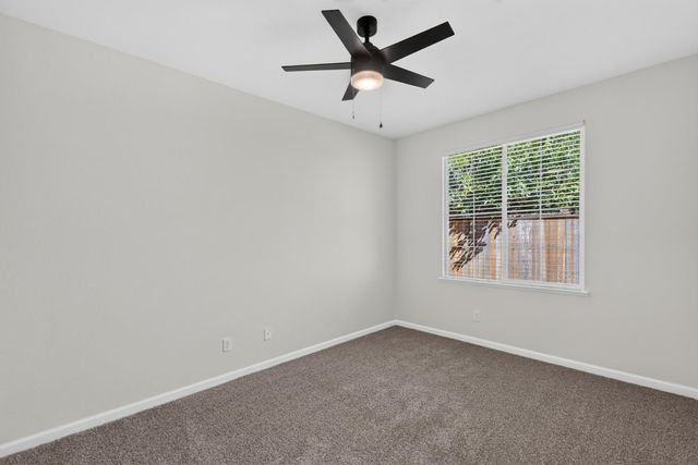 1680 Bayer Ct, Folsom, CA 95630