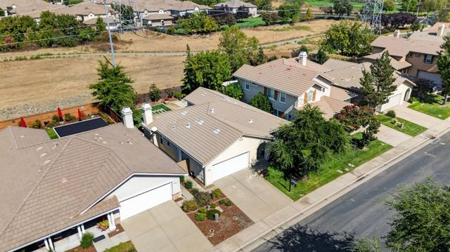 1680 Bayer Ct, Folsom, CA 95630