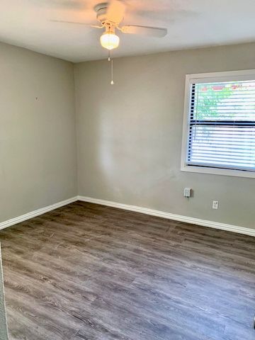 768 Pine Street, Hurst, TX 76053