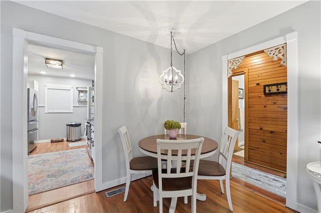 2916 S Northern Boulevard, Independence, MO 64052