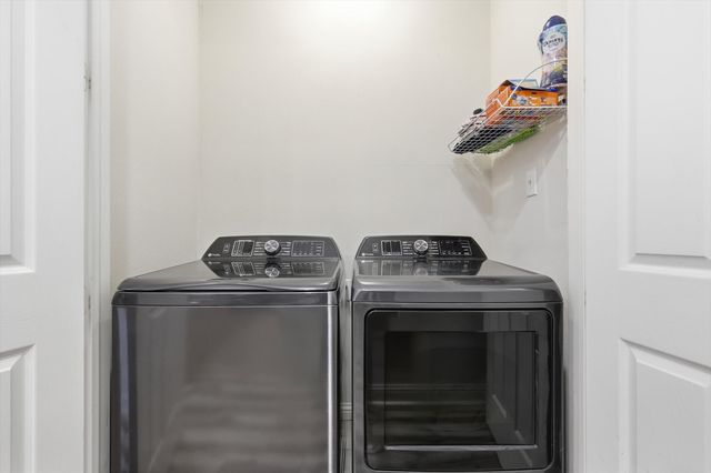2535 CHAMPAGNE Drive, Irving, TX 75038