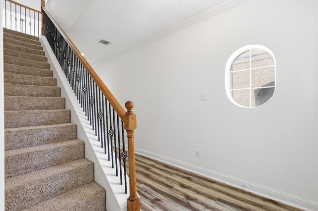 2535 CHAMPAGNE Drive, Irving, TX 75038