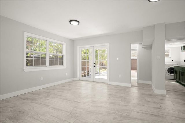 309 BATH STREET, Tarpon Springs, FL 34689