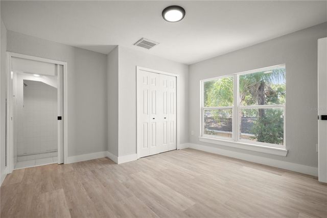 309 BATH STREET, Tarpon Springs, FL 34689