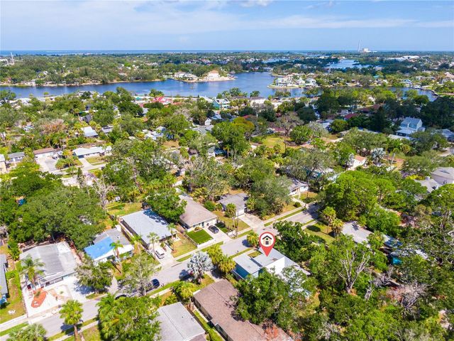 309 BATH STREET, Tarpon Springs, FL 34689