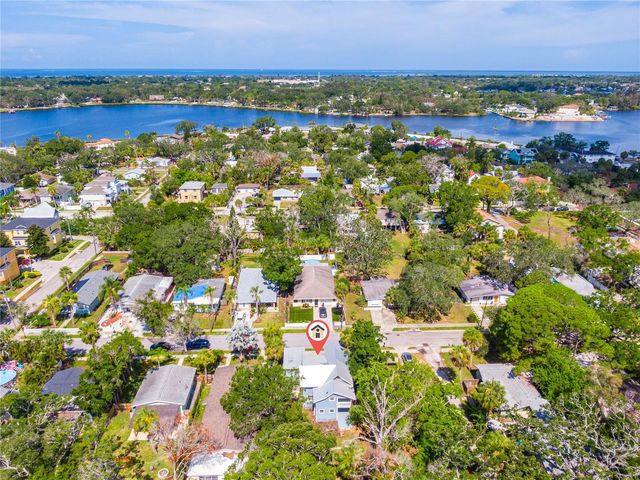 309 BATH STREET, Tarpon Springs, FL 34689