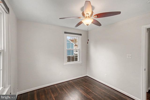 217 LOCUST AVE, Colonial Beach, VA 22443