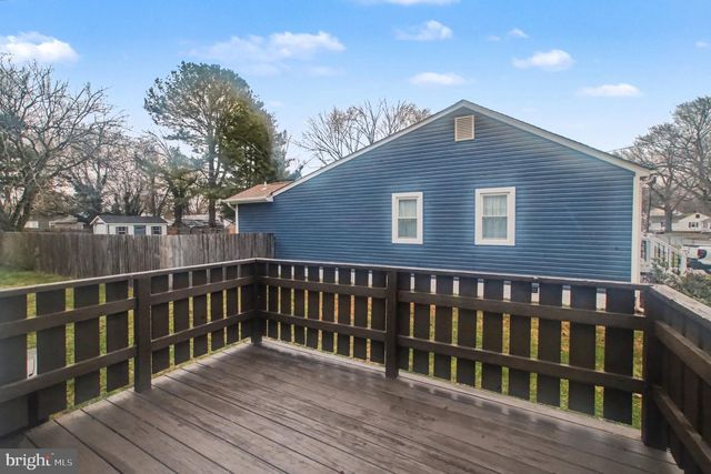 217 LOCUST AVE, Colonial Beach, VA 22443