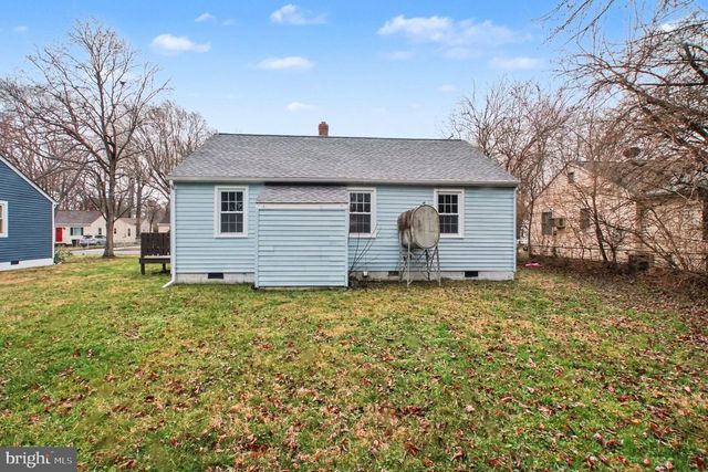 217 LOCUST AVE, Colonial Beach, VA 22443