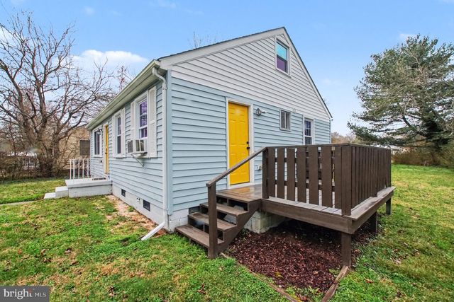 217 LOCUST AVE, Colonial Beach, VA 22443