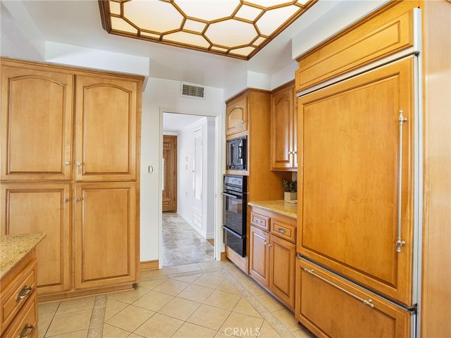 10087 Sully Drive, Sun Valley, CA 91352