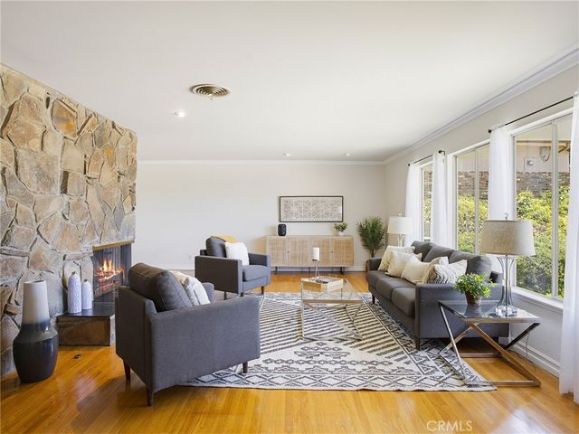 10087 Sully Drive, Sun Valley, CA 91352