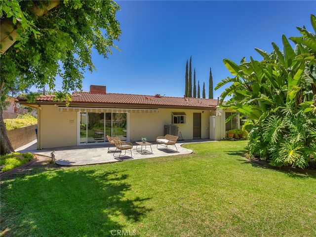 10087 Sully Drive, Sun Valley, CA 91352