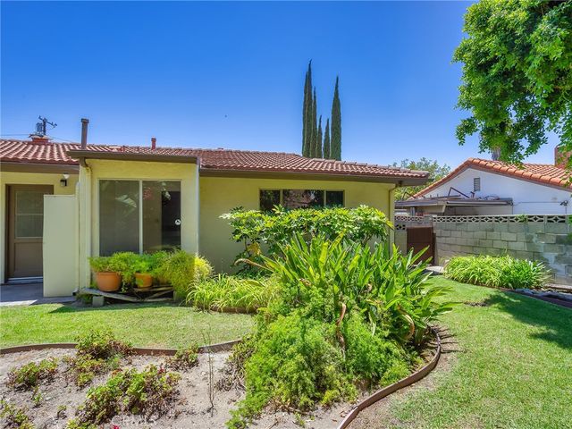 10087 Sully Drive, Sun Valley, CA 91352