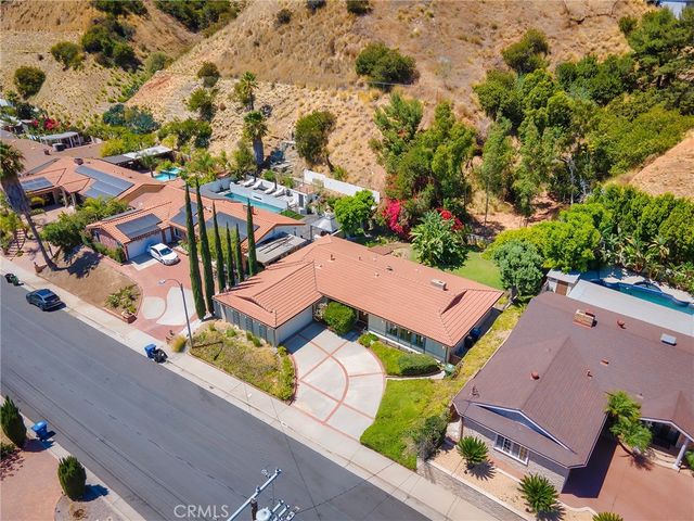 10087 Sully Drive, Sun Valley, CA 91352