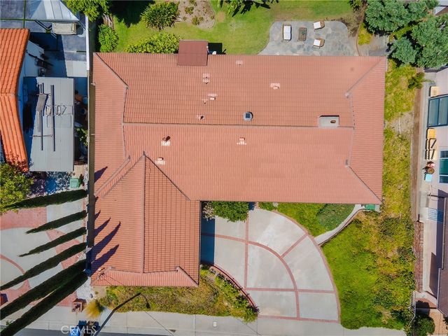 10087 Sully Drive, Sun Valley, CA 91352