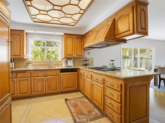 10087 Sully Drive, Sun Valley, CA 91352