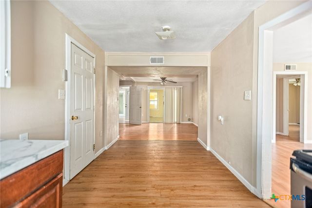 1408 Holloman Drive, Port Lavaca, TX 77979