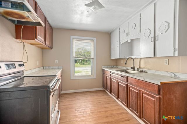 1408 Holloman Drive, Port Lavaca, TX 77979