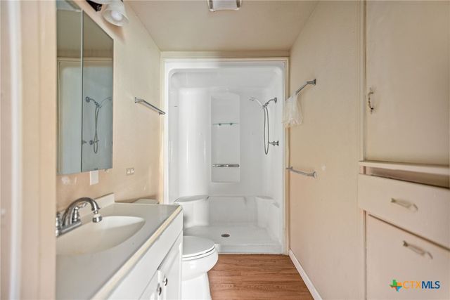 1408 Holloman Drive, Port Lavaca, TX 77979