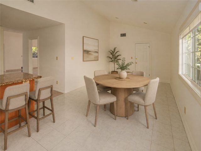 18129 Delano, Reseda, CA 91335