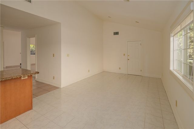 18129 Delano, Reseda, CA 91335