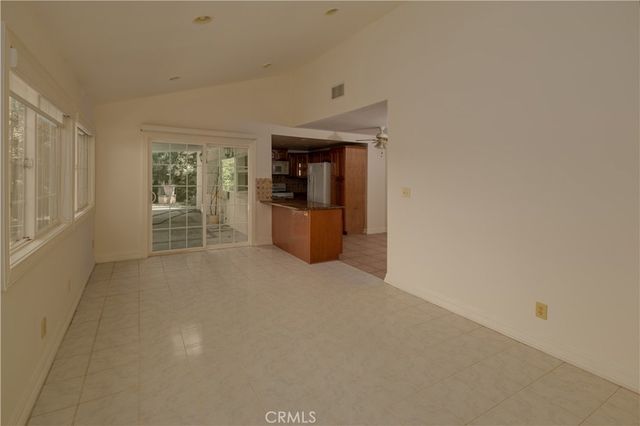 18129 Delano, Reseda, CA 91335