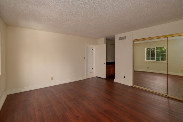 18129 Delano, Reseda, CA 91335