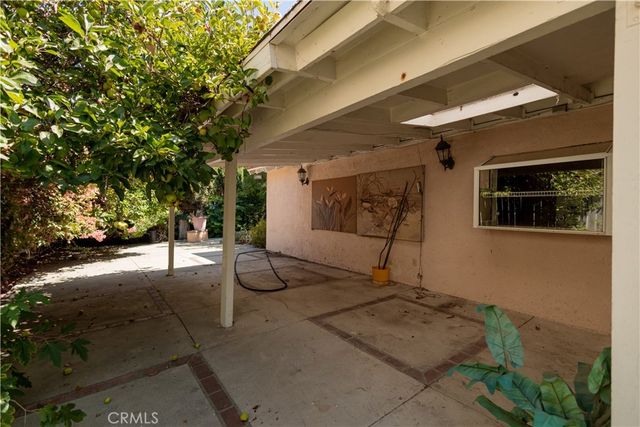 18129 Delano, Reseda, CA 91335