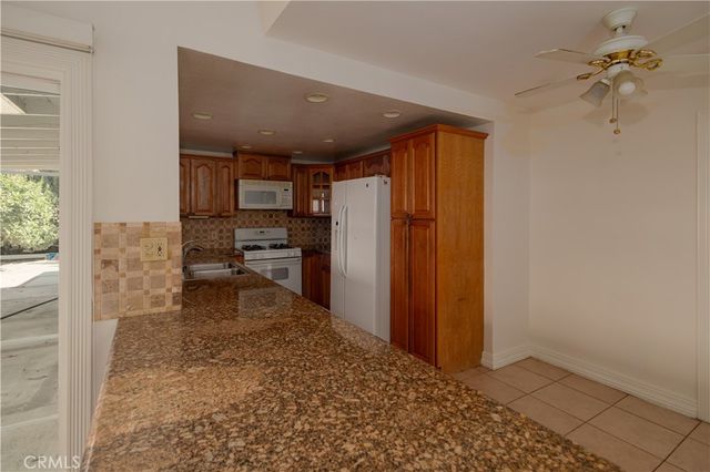 18129 Delano, Reseda, CA 91335