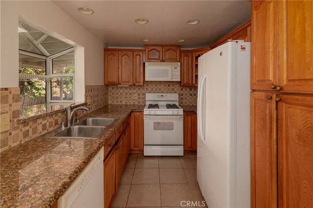 18129 Delano, Reseda, CA 91335