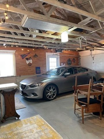 4391 Hialeah DR, Virginia Beach, VA 23464