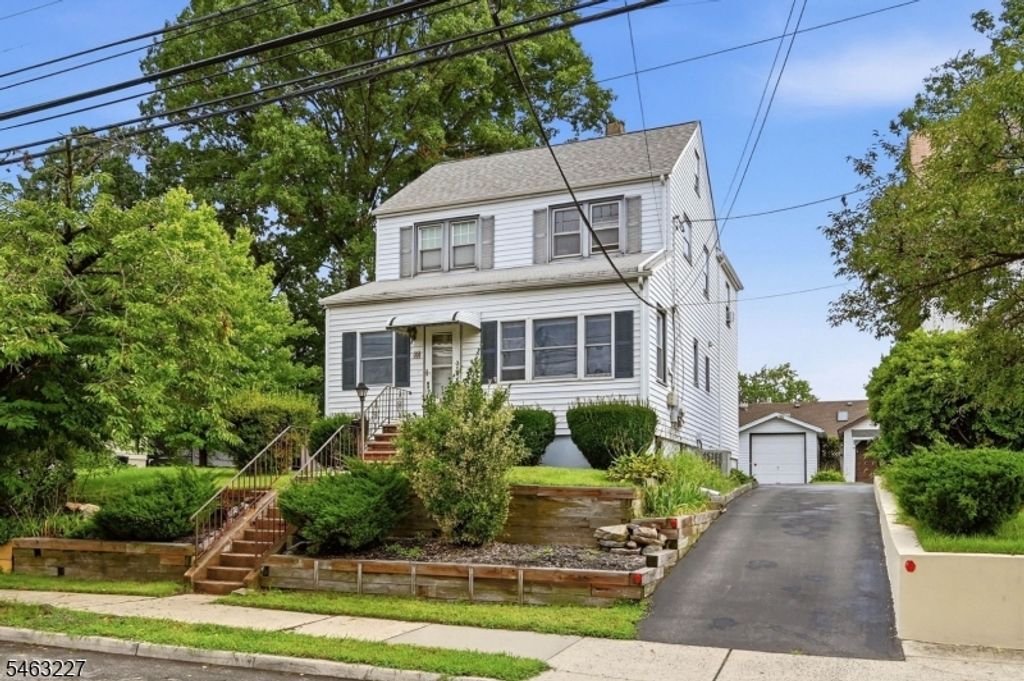 70 Rowland Ave, Clifton City, NJ 07012 — photo 2