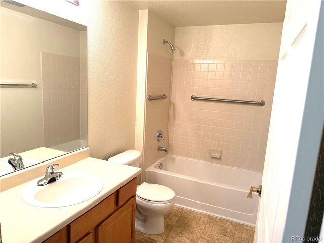 2899 W 119th Avenue 102, Westminster, CO 80234