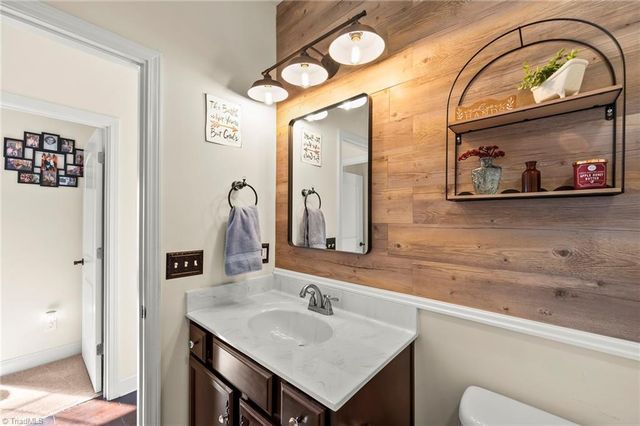 2022 Owls Roost Road, Winston-salem, NC 27127