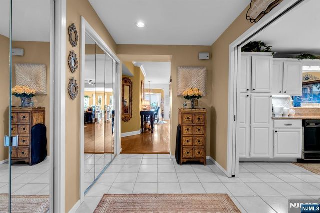 300 N Ocean Avenue 3C, Long Branch, NJ 07740