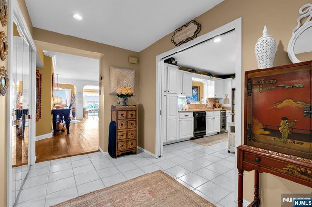 300 N Ocean Avenue 3C, Long Branch, NJ 07740