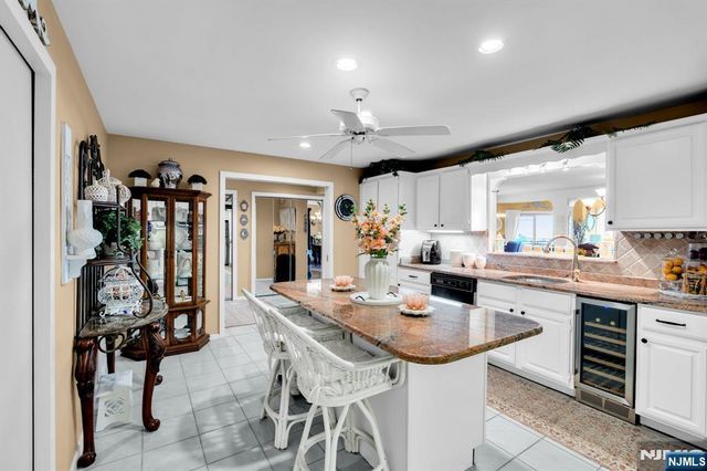 300 N Ocean Avenue 3C, Long Branch, NJ 07740