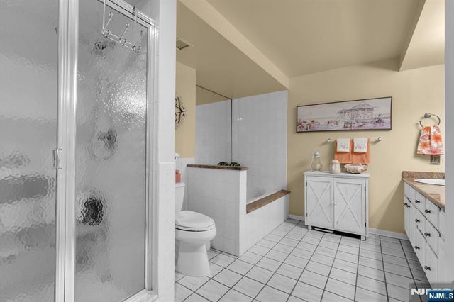 300 N Ocean Avenue 3C, Long Branch, NJ 07740