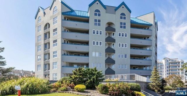 300 N Ocean Avenue 3C, Long Branch, NJ 07740