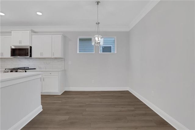 144 Marble Tree Way, Ball Ground, GA 30107