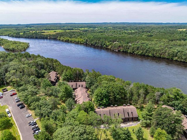 8 Elm Trail, Wisconsin Dells, WI 53965