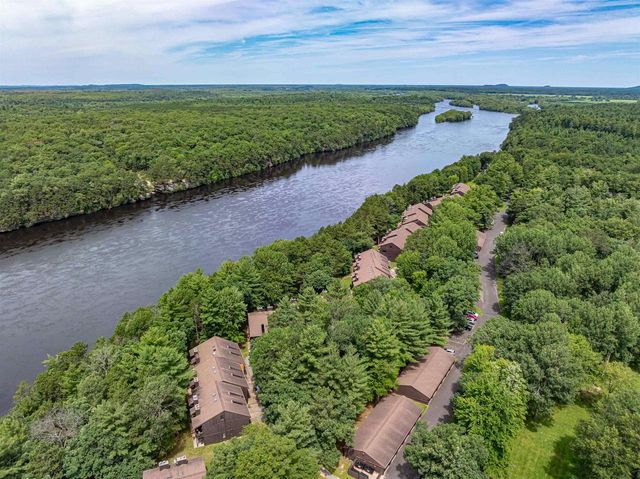 8 Elm Trail, Wisconsin Dells, WI 53965