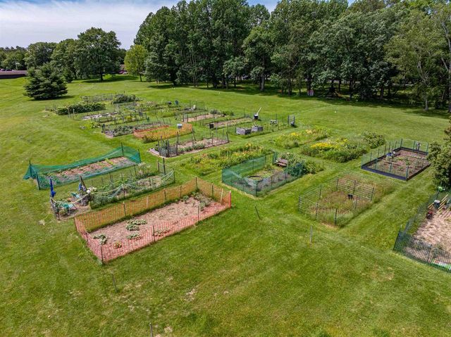 8 Elm Trail, Wisconsin Dells, WI 53965