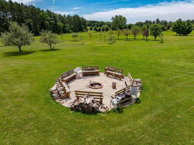 8 Elm Trail, Wisconsin Dells, WI 53965