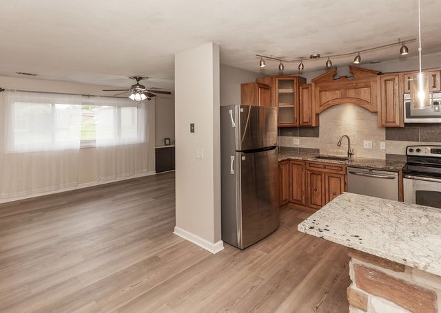 1211 48th Avenue 26, East Moline, IL 61244